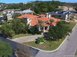 2 Belcourt Pl, San Antonio, TX 78257