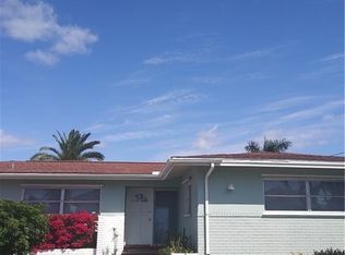4221 SE 8th Pl, Cape Coral, FL 33904