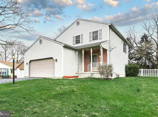 411 N Main St, Manchester, PA 17345