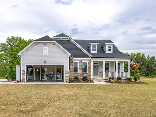128 Harvester Rd, Angier, NC 27501
