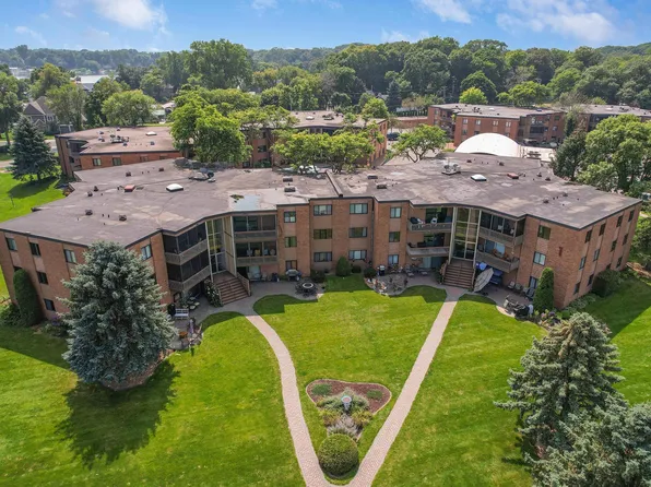 5420 Three Points Blvd APT 226, Mound, MN 55364