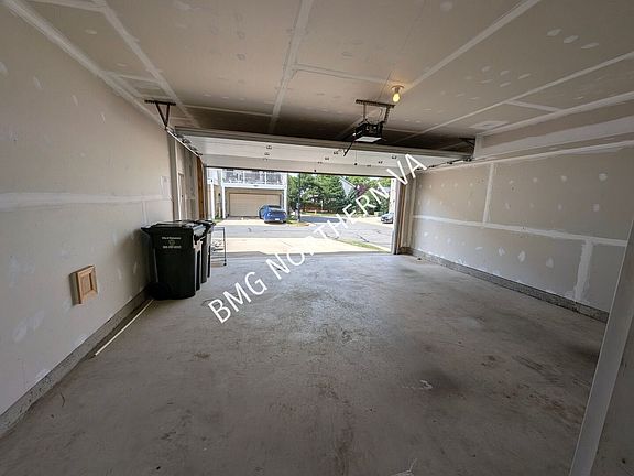 4th image of 9220 Prescott Ave