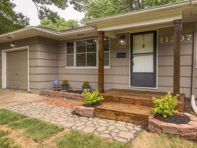 11307 Kensington Ave, Kansas City, MO, 64137