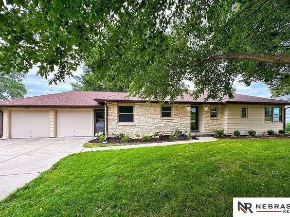 1113 S 94th St, Omaha, NE 68124