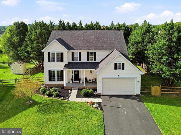 49 Pebble Beach Cir, Charles Town, WV 25414