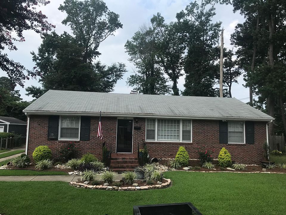 1st image of 215 Pennington Blvd