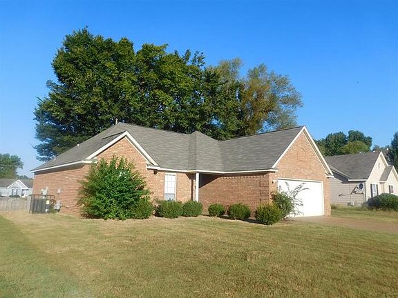 3rd image of 4347 Cleopatra Dr