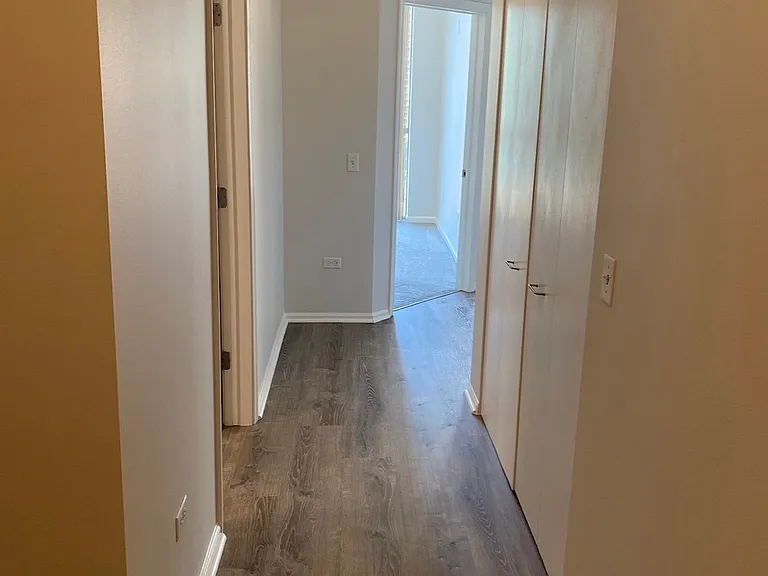 600 N Dearborn St #13 — Photo 7