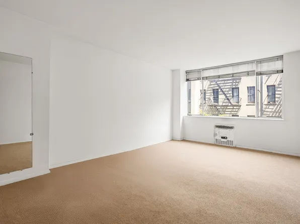 333 East 69th Street image 6 of 6