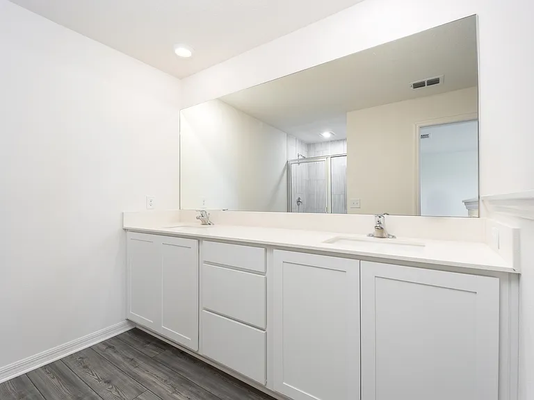 Sol Vista — Photo 18
