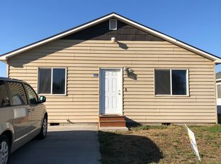 601 Mark St, Granger, WA 98932