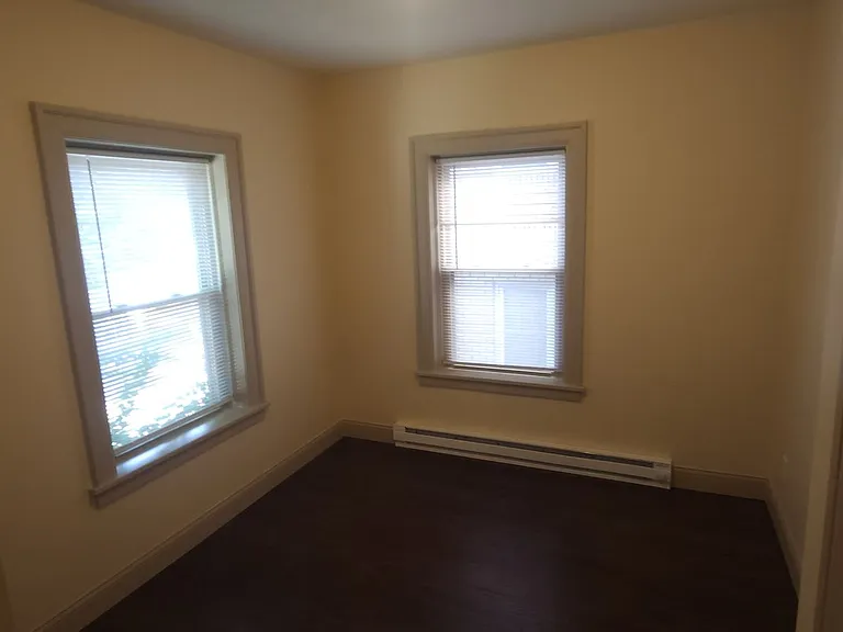 1416 E State St Apartments — Photo 21
