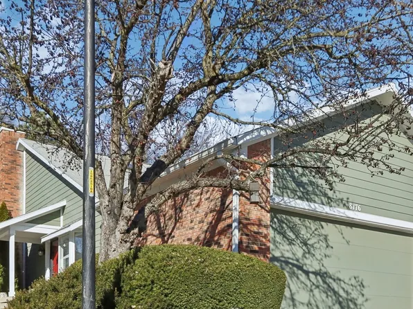 8176 Foxchase Cir, Indianapolis, IN 46256