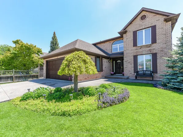 168 River Oaks Blvd E, Oakville, ON L6H 5N7