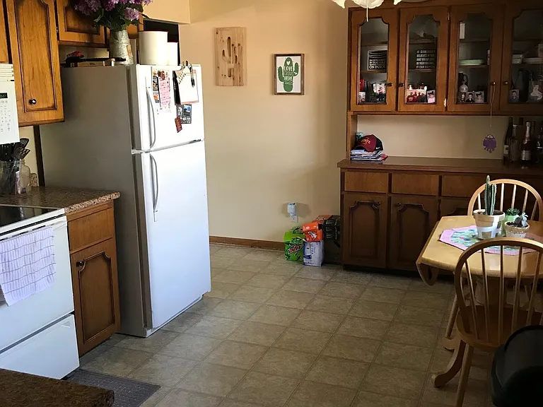 1202 SE Sharon Dr — Photo 4