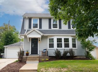 5525 W Notre Dame Ct, Milwaukee, WI 53208