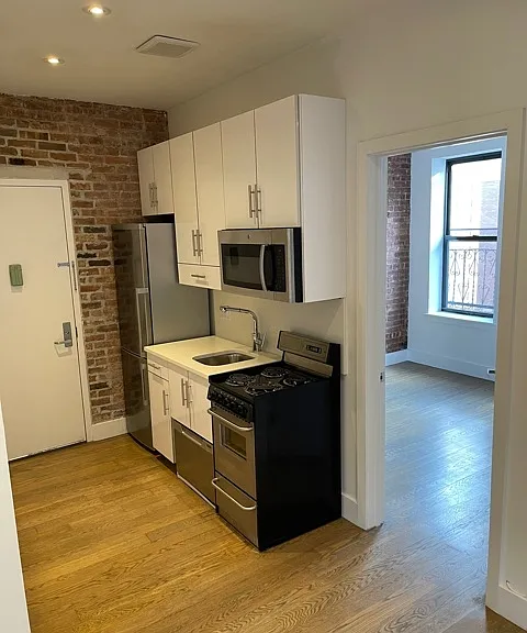 210 Rivington St #14 — Photo 1