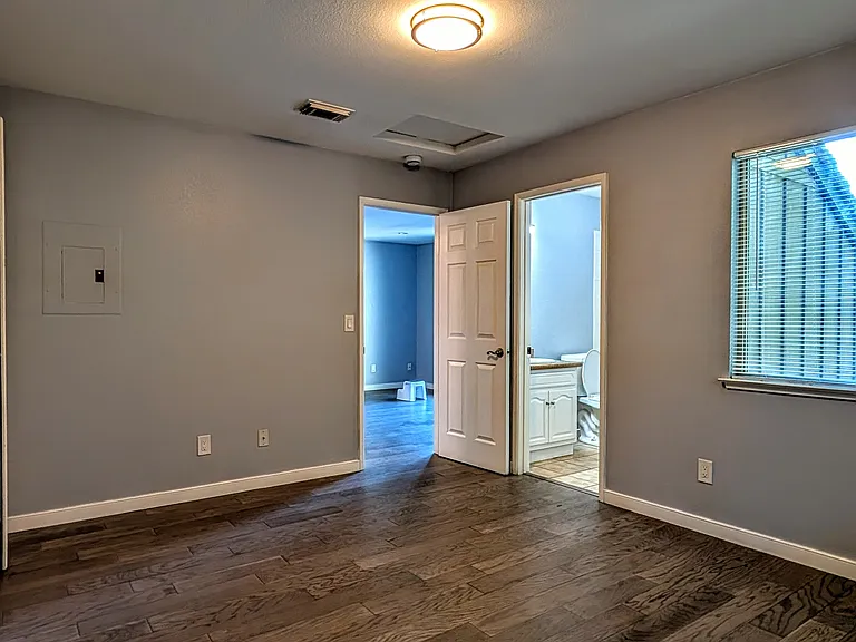 2265 Lakeview Cir — Photo 12