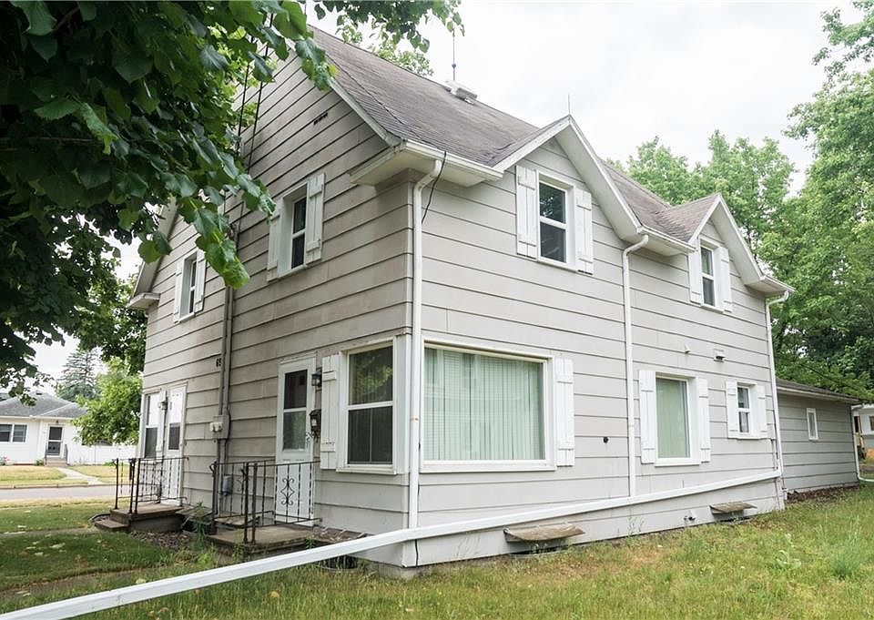 1st image of 698 W Hudson Street #698
