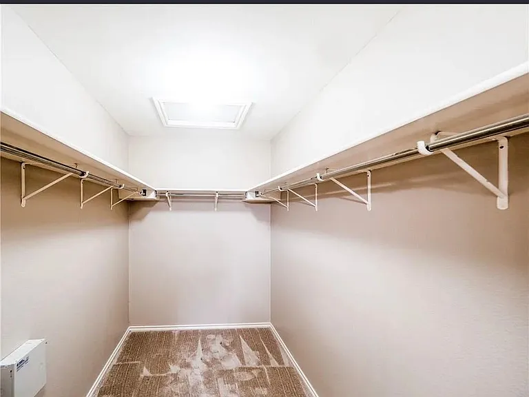 1173 Forest Bluff Trl — Photo 24