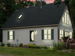 109 Beach Cir, Leroy, MI