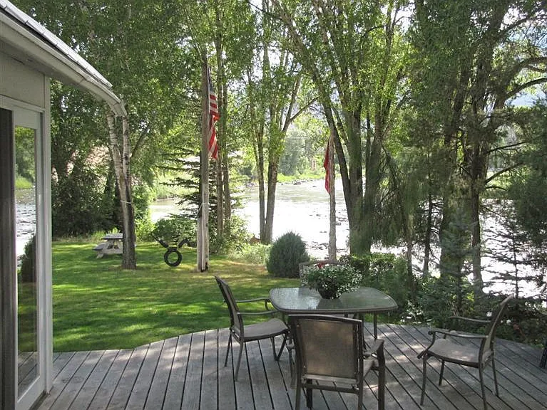 4 Canyon Ct — Photo 1