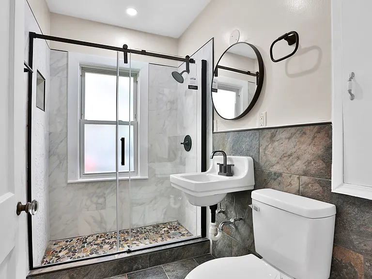 3226 Grayson St — Photo 17