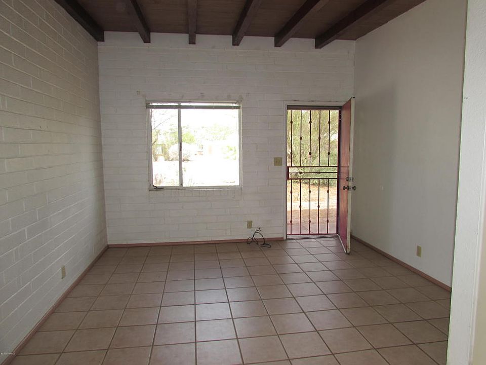 2nd image of 1332 N 2nd Ave