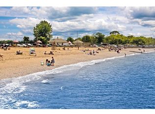 12 Jerry Ln FLOOR 2, Glen Cove, NY 11542