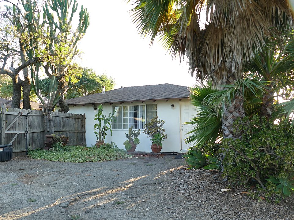This is the entrance to studio A. Parking space is shown here. There is access to all hiking trails, the pool and the main street.