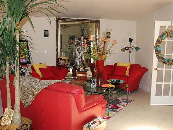 4th image of 312 Beverly Dr