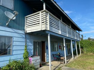 1220 Harris St APT 2, Myrtle Pt, OR 97458