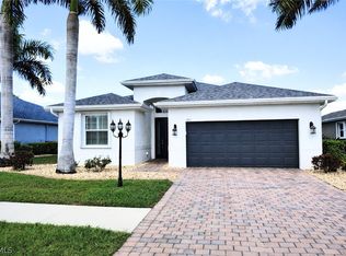 183 Destiny Cir, Cape Coral, FL 33990