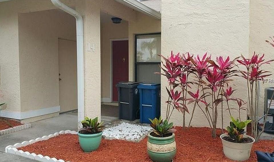 1st image of 14 Emerald Bay Dr