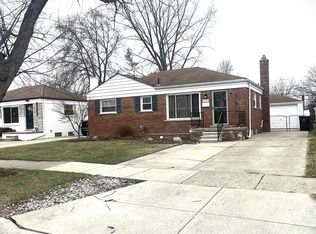 29219 Joan St, Saint Clair Shores, MI 48081