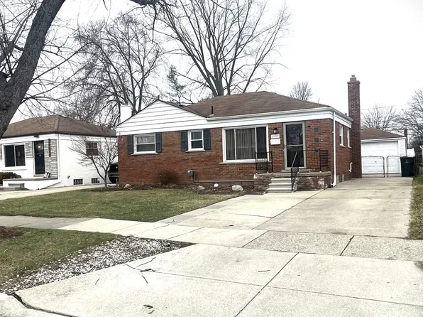 29219 Joan St, Saint Clair Shores, MI 48081