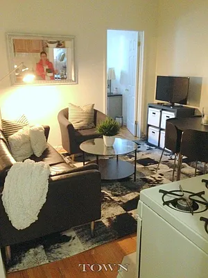 Rented by Town Residential | media 11