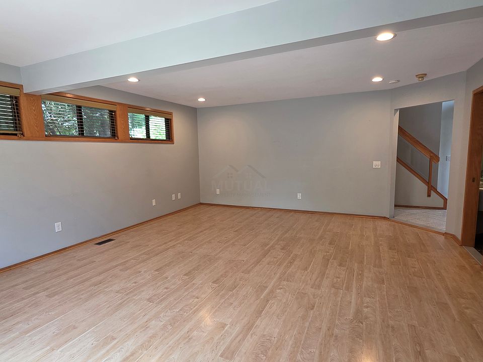 1039 Cobalt Ave, photo 6