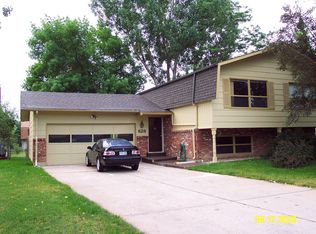 828 Timber Ln, Fort Collins, CO 80521