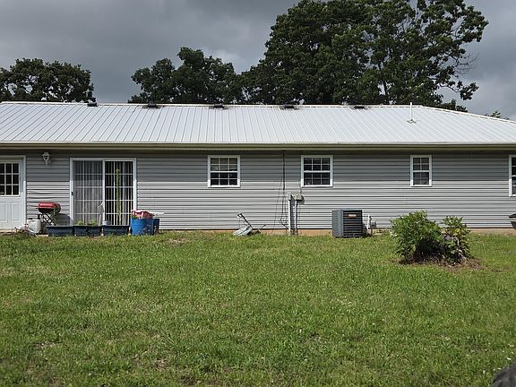 2nd image of 1306 State Highway 32