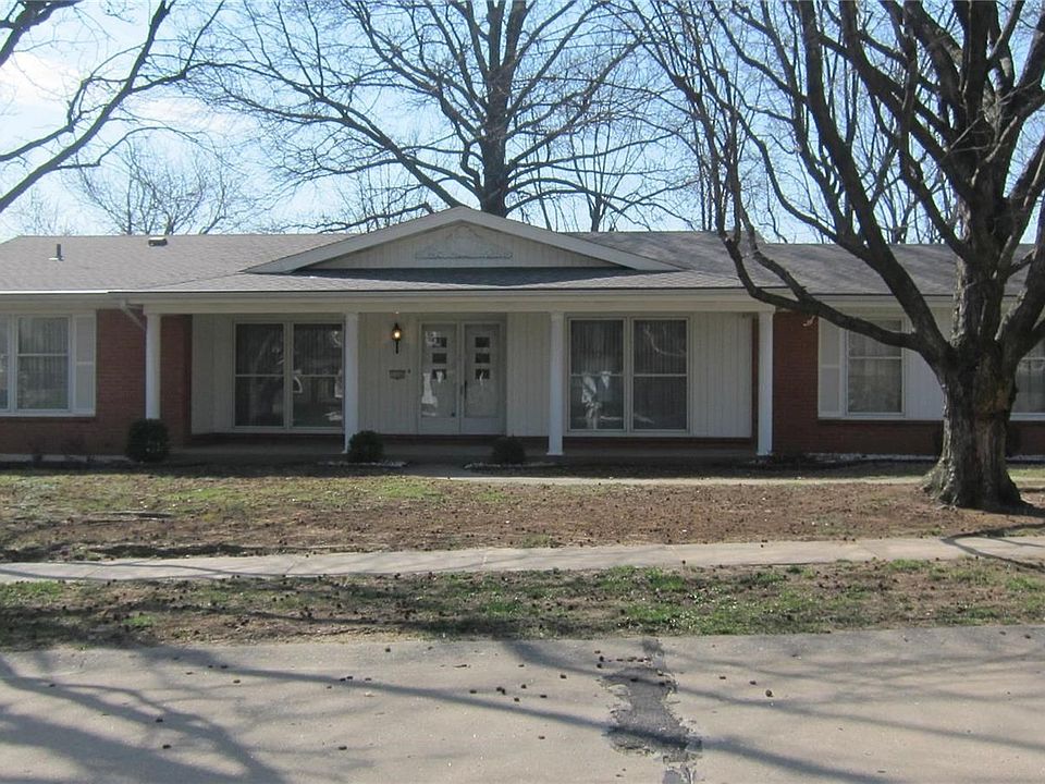 Lovely covered front porch to sit on & enjoy the nice weather! Front door opens to entry hall with spacious dining room to right & large living room to the left.