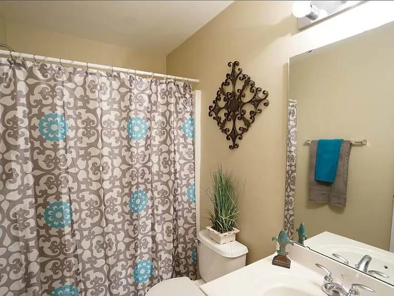 2800 Trailwood Pines Ln — Photo 2