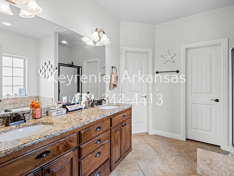 1048 Tarah Knolls Cir — Photo 17