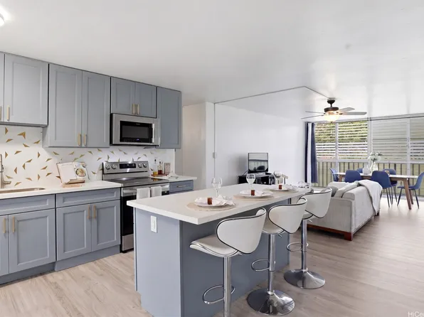 95-273 Waikalani Dr APT D904, Mililani, HI 96789