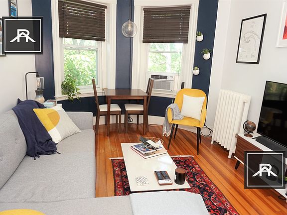 5th image of 145 Winthrop Rd APT 8