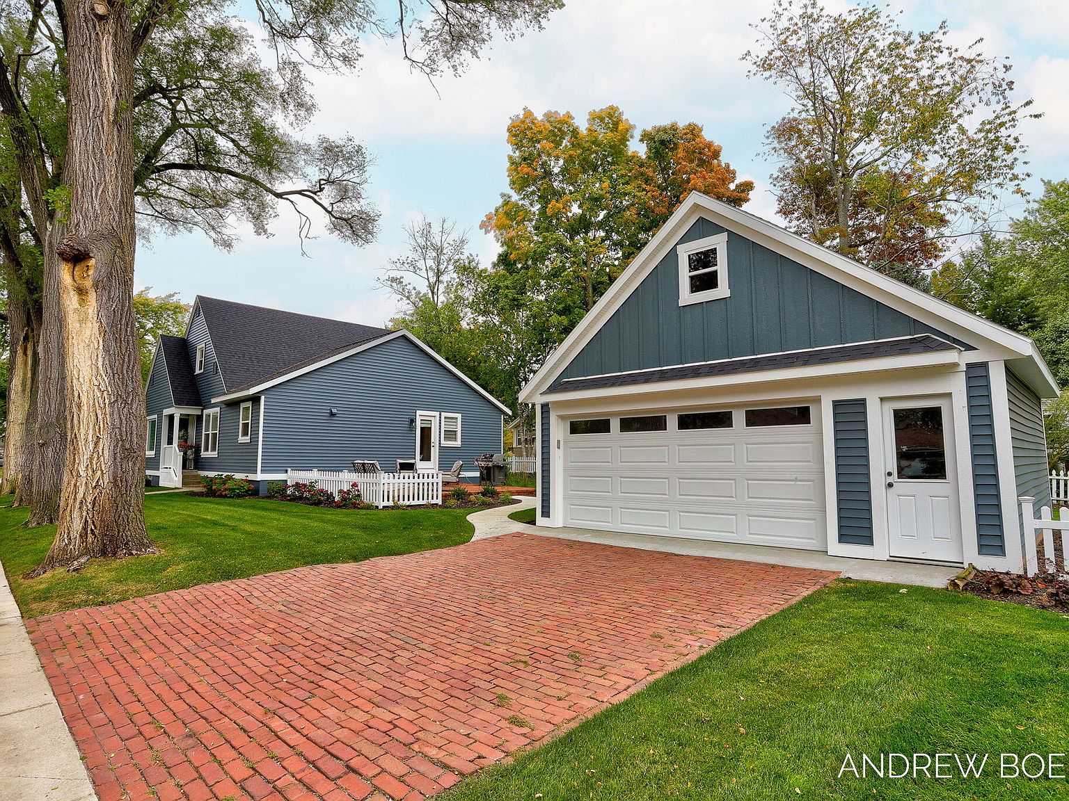 610 E Central Ave, Zeeland, MI 49464 Zillow
