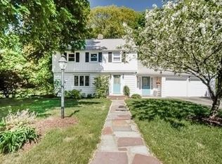 8 Marchant Rd, Winchester, MA 01890