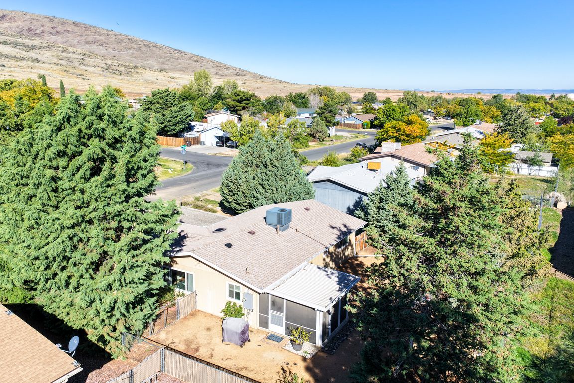 next background image