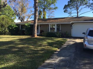 546 Nackman Rd NW, Palm Bay, FL 32907