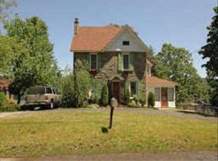 16132 W Lake Rd, Branchport, NY 14418